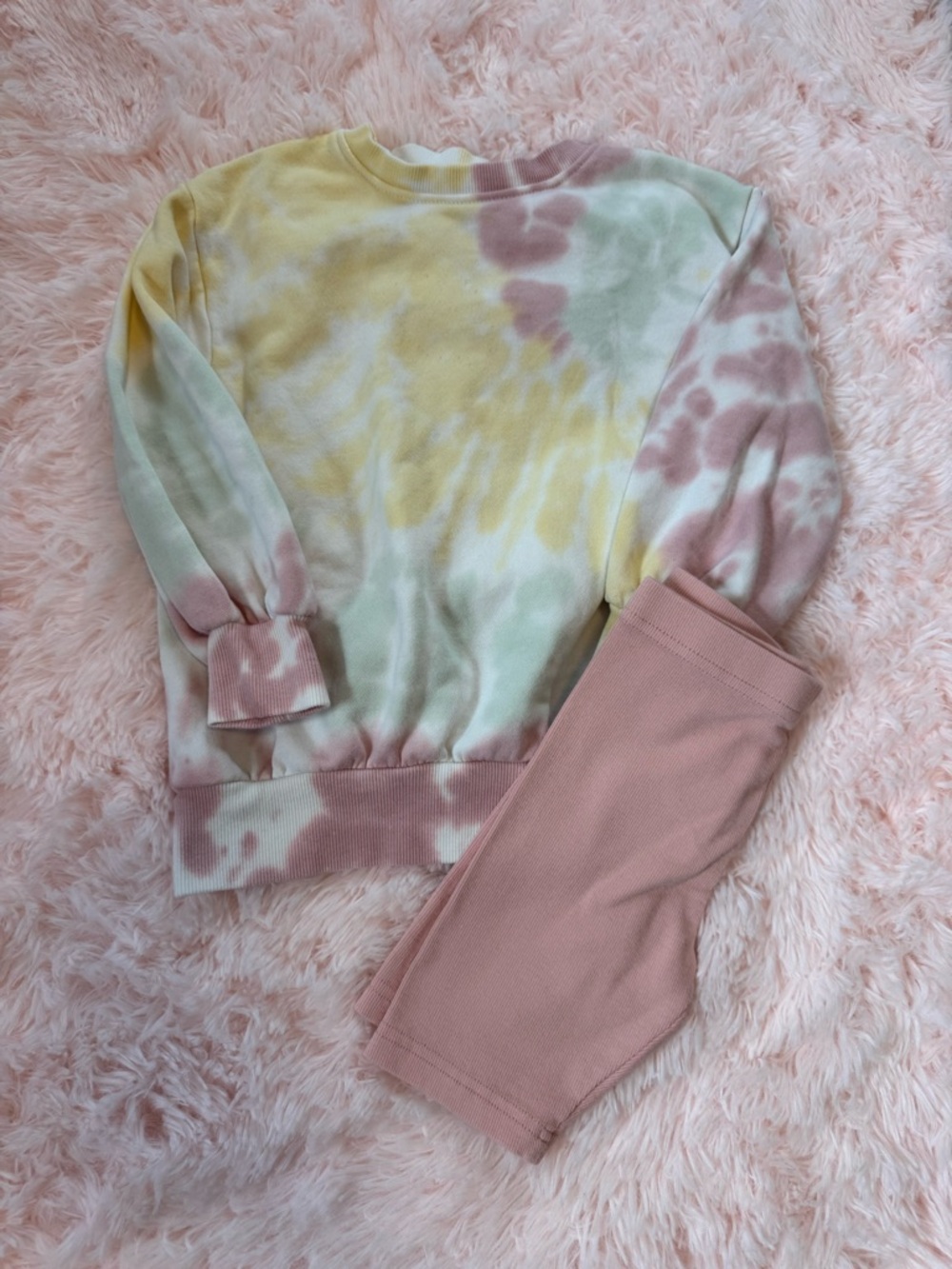 Toddler Girl Sweatshirt & Short Set Tie Dye Sz 4t Primark